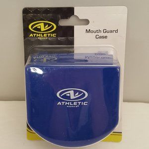 ATHLETIC WORKS Mouth Guard Case w/ Carabiner